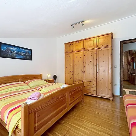 Ivo-1 By Interhome Appartement Pula